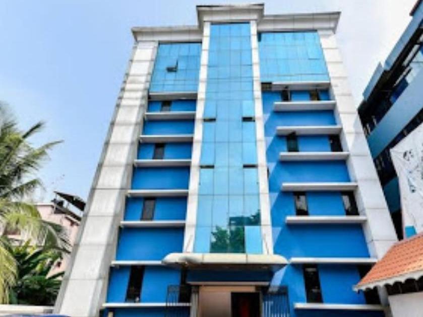 Hotel Tri-Star Residency Коччи Экстерьер фото